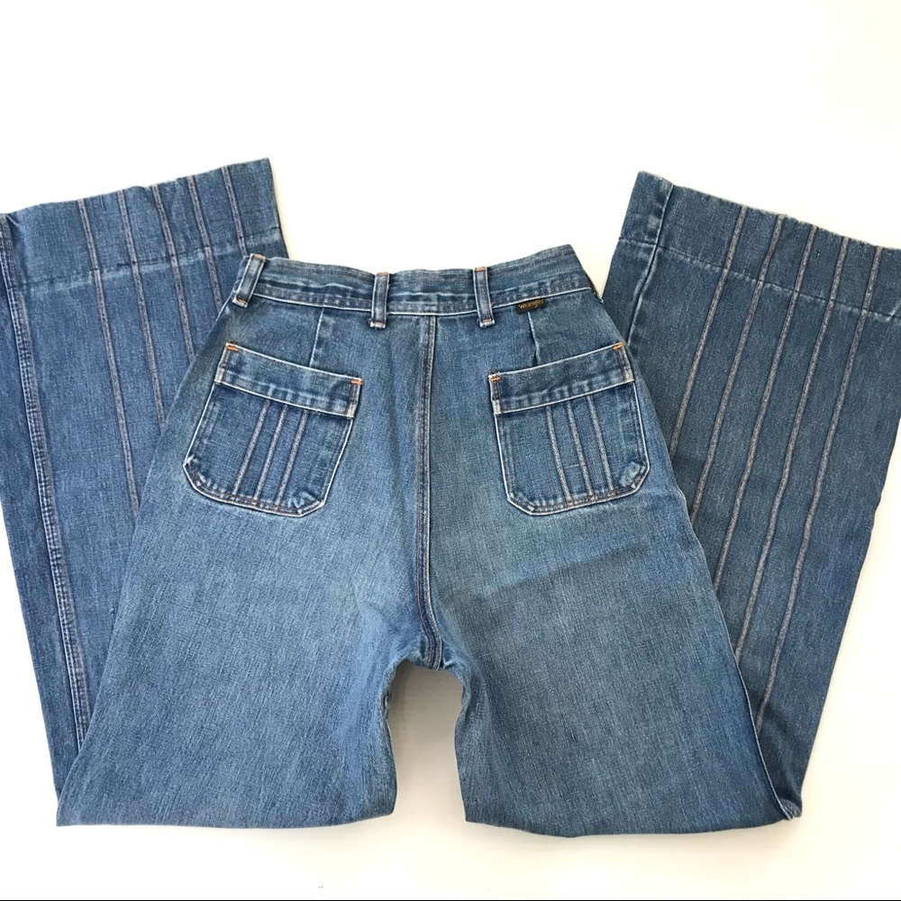 Vintage Wrangler Wide Leg Bell
Bottom 70s Retro 100% Cotton
High Waist Jeans